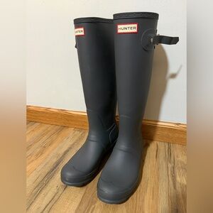 Tall hunter boots size 9